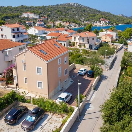 Villa Tea Ражань Екстер'єр фото